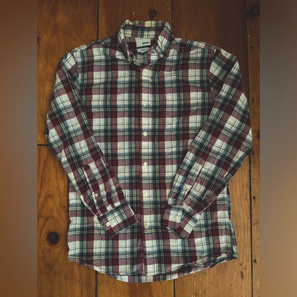 (4/$20) Sonoma Button-Up Modern Fit Shirt, Red and White Plaid, Size Small,